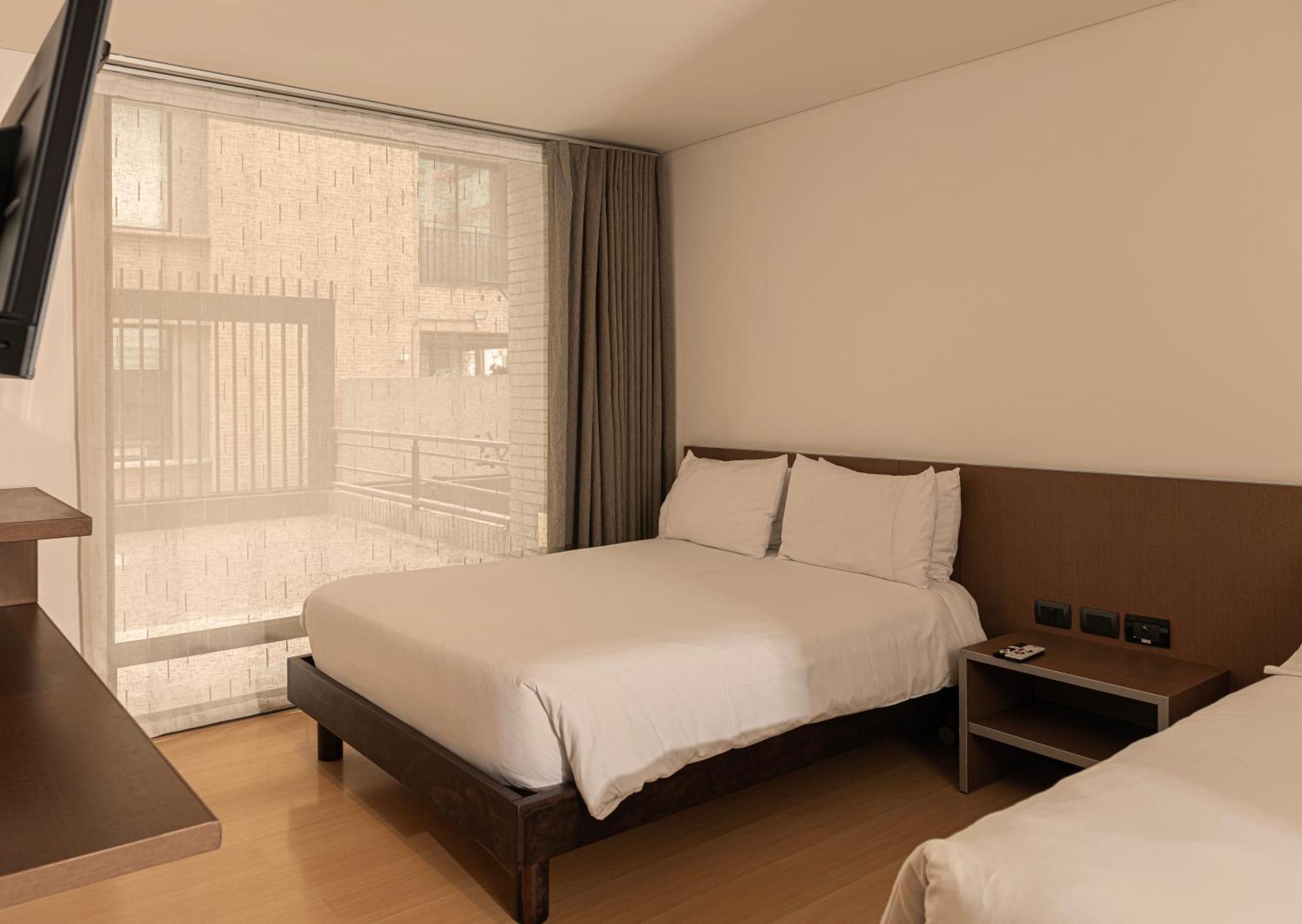 Hotel Viaggio Nueve Tres Bogotá Eksteriør billede